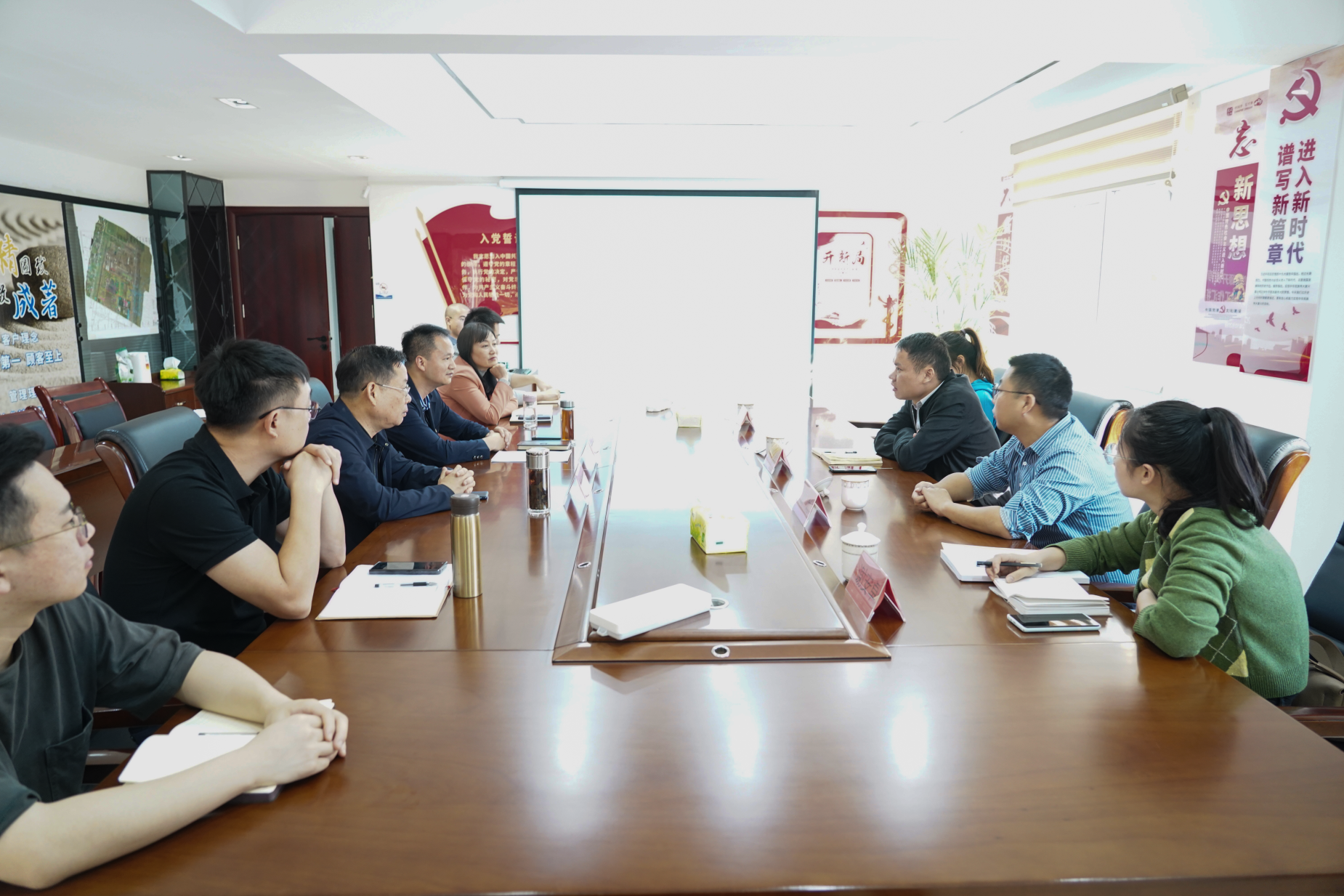 共青團益陽市委對益沅公司市級“青年文明號”創(chuàng)建工作進(jìn)行實地驗收